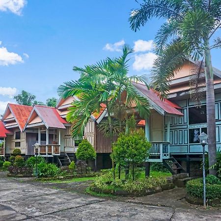Oyo 90923 Makassar Cottage Balangberu Kültér fotó